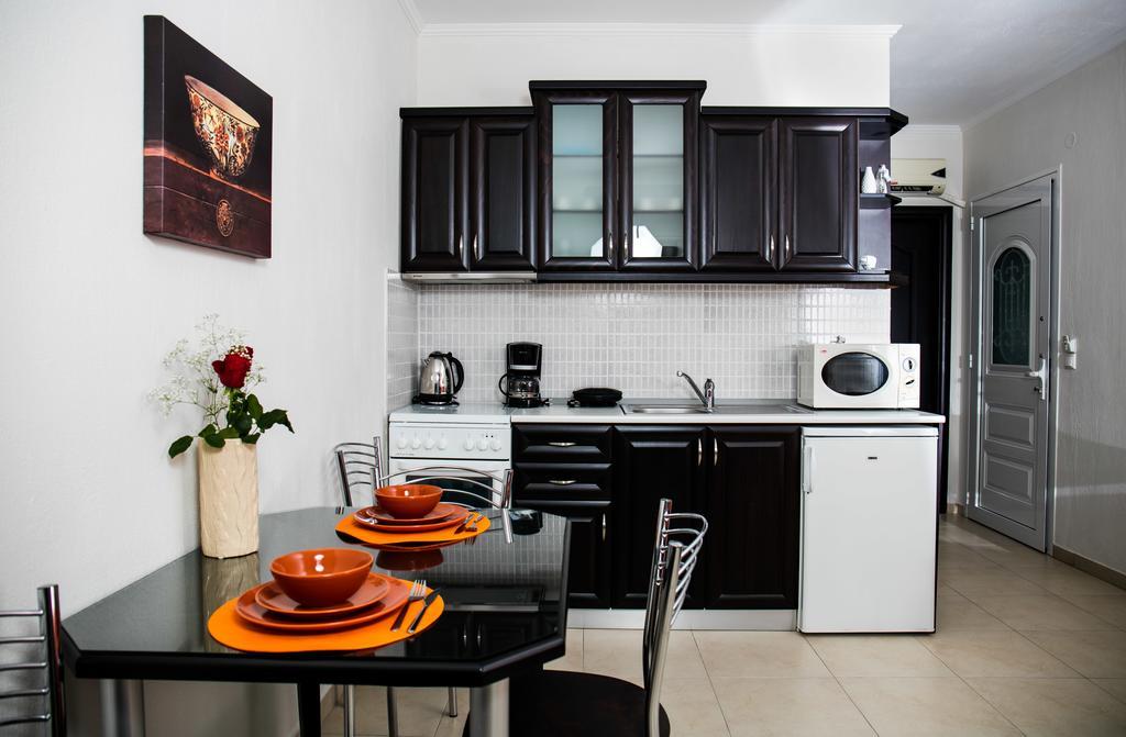 Niki Apartments Chrysi Ammoudia Exterior foto